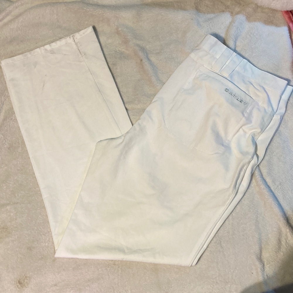 Oakley Men's White Chinos